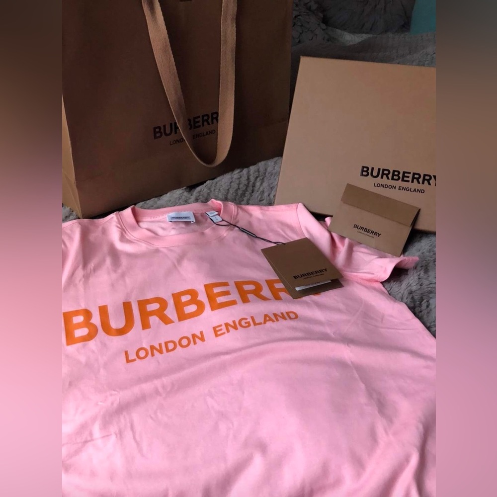 Orange and Pink Burberry T-shirt (box and bag included)